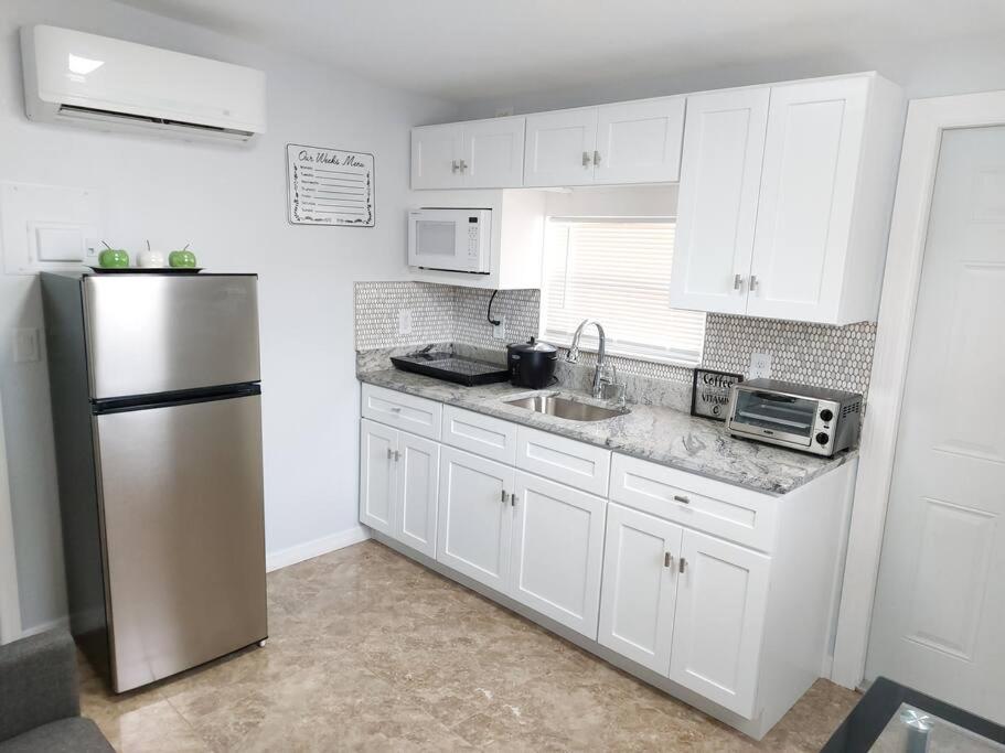 The Torres' Loft West Tampa Midtown Raymond James Stadium Εξωτερικό φωτογραφία